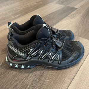 EUC Salomon XA Pro 3D Trail Running Shoes